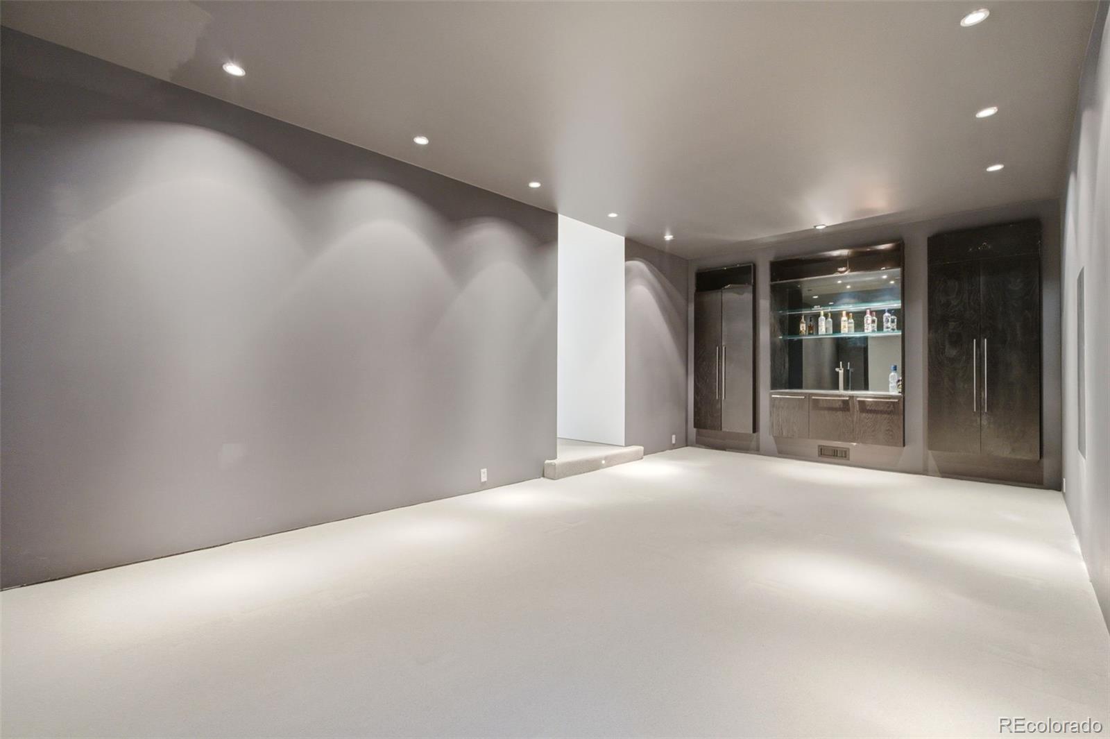 MLS Image #34 for 270 s clermont street,denver, Colorado