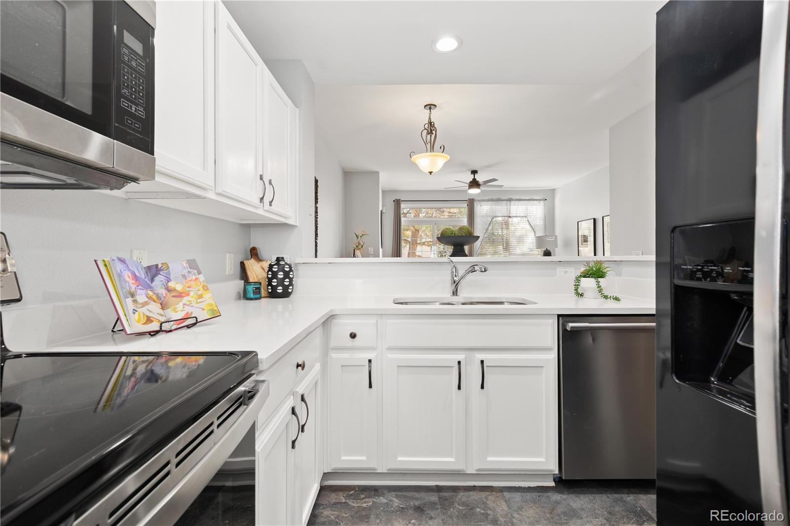 MLS Image #10 for 9043 w phillips drive,littleton, Colorado
