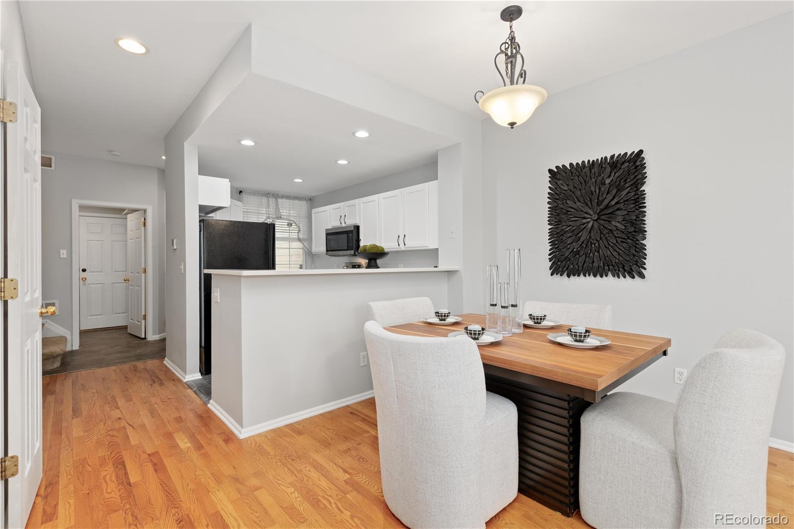 MLS Image #4 for 9043 w phillips drive,littleton, Colorado