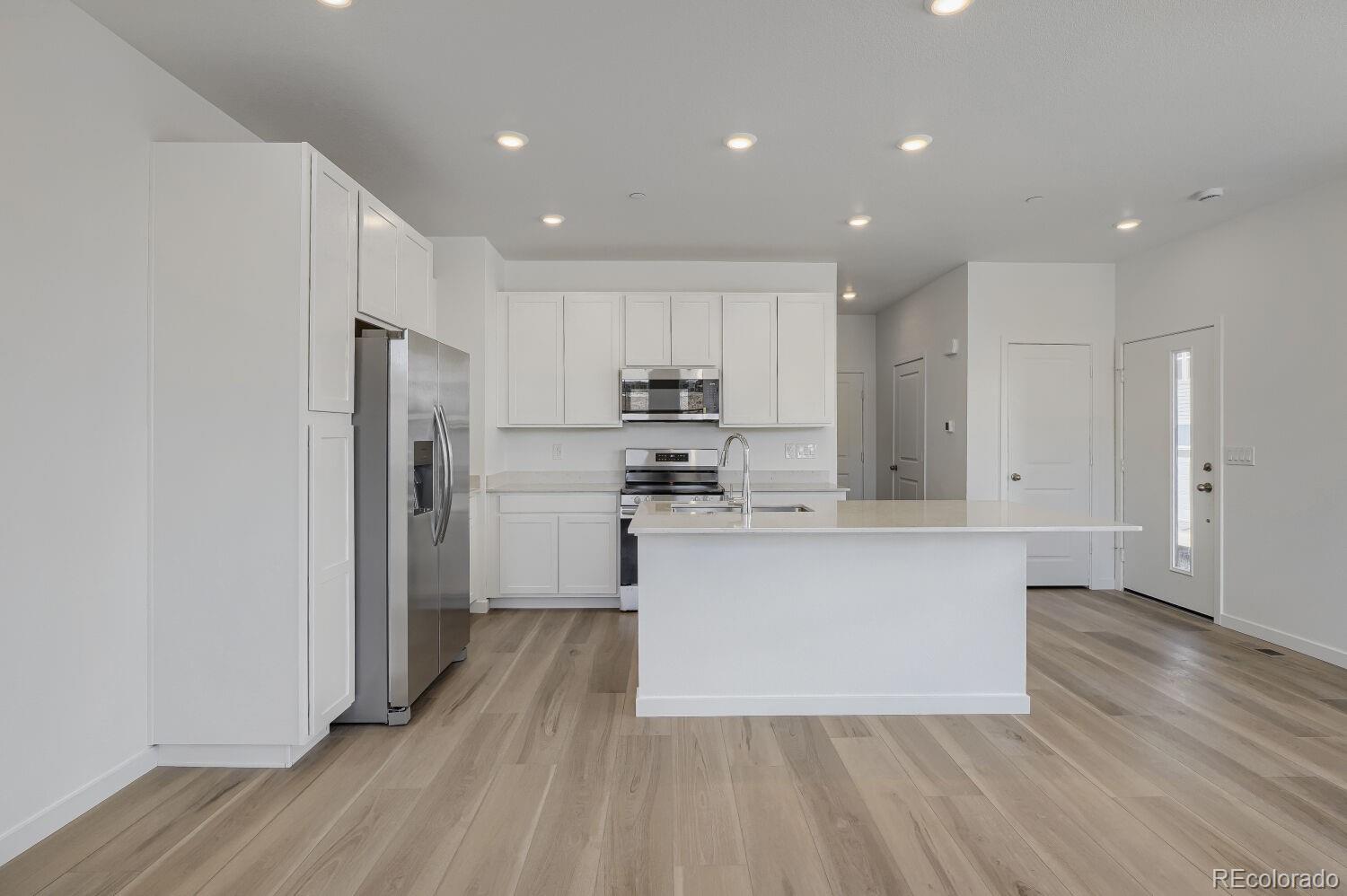 MLS Image #4 for 7626 s cherokee circle ,centennial, Colorado