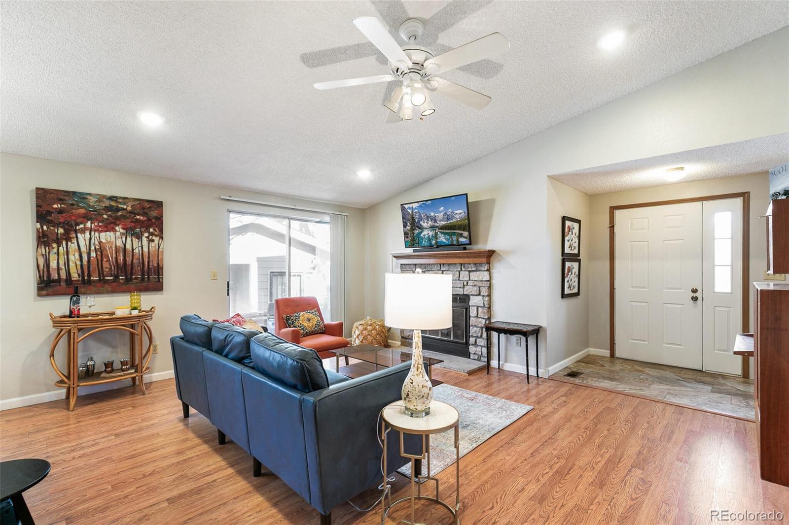 MLS Image #2 for 8442  everett way d,arvada, Colorado