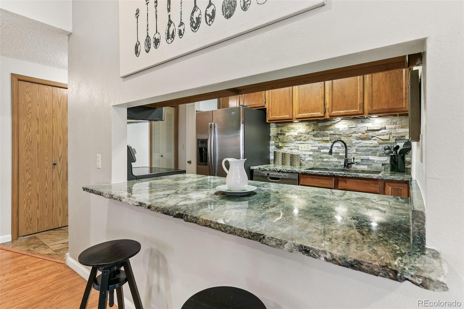 MLS Image #5 for 8442  everett way d,arvada, Colorado