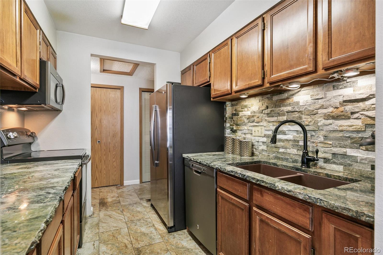 MLS Image #8 for 8442  everett way d,arvada, Colorado