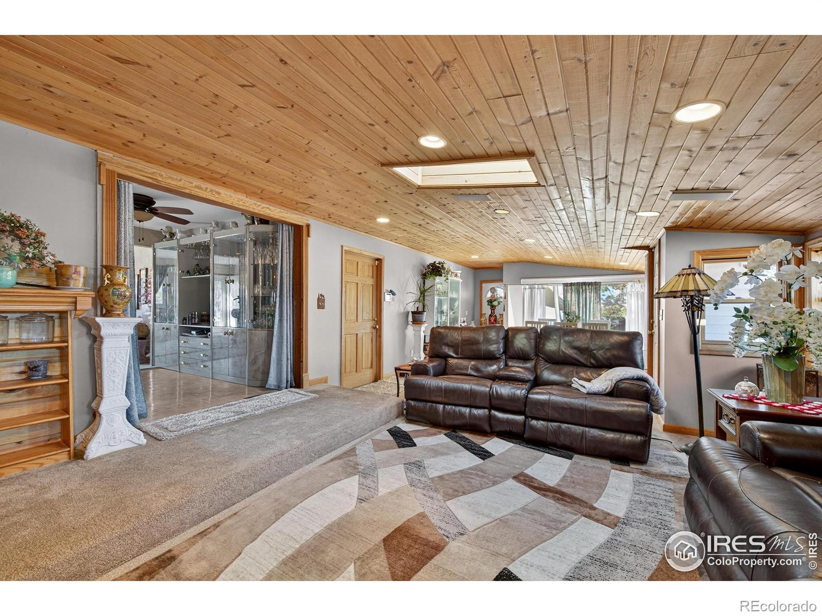 MLS Image #11 for 351 s peoria circle,aurora, Colorado