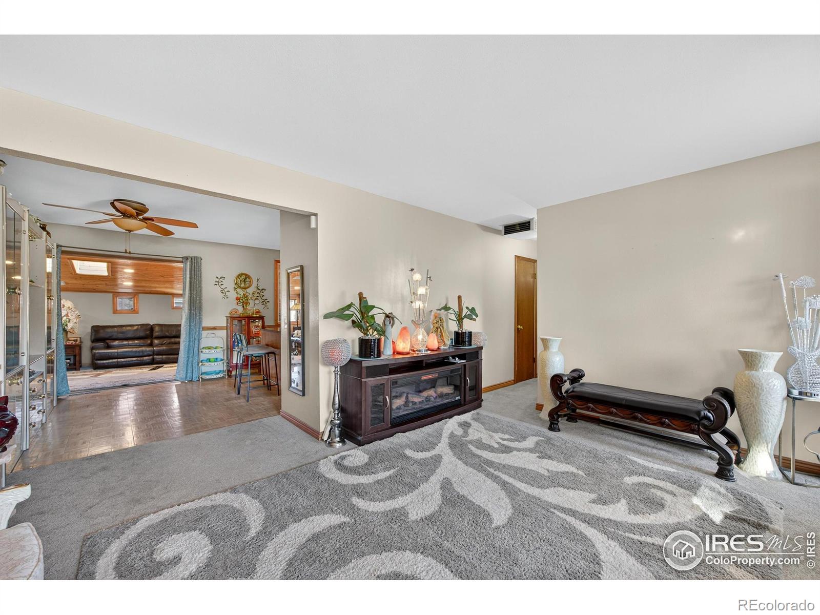 MLS Image #5 for 351 s peoria circle,aurora, Colorado