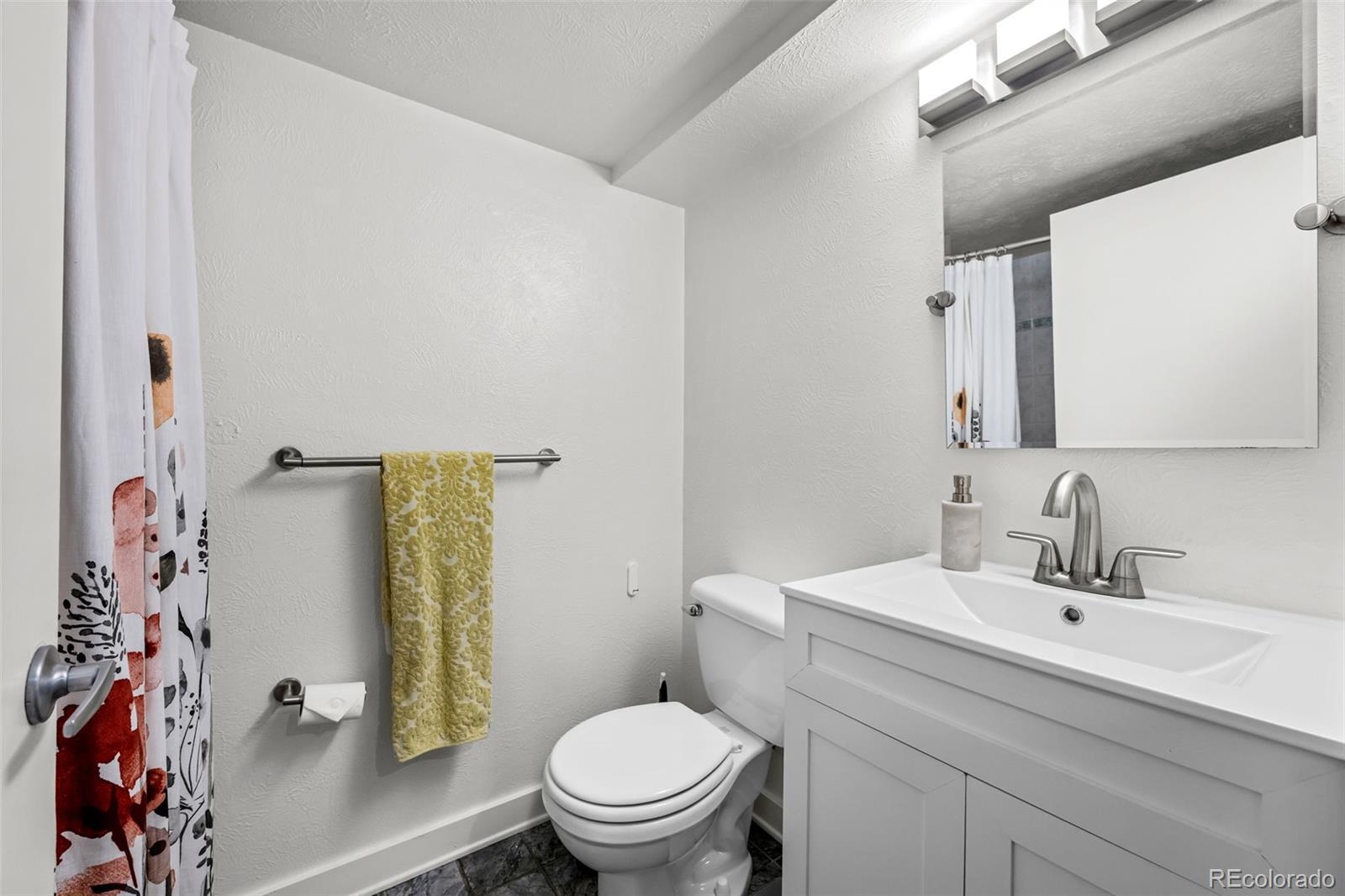 MLS Image #20 for 2620  bellaire street,denver, Colorado
