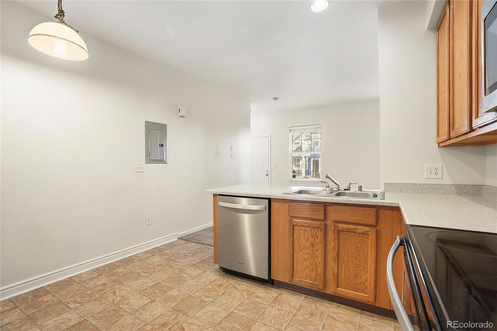 MLS Image #11 for 7431 e 26th avenue 2,denver, Colorado