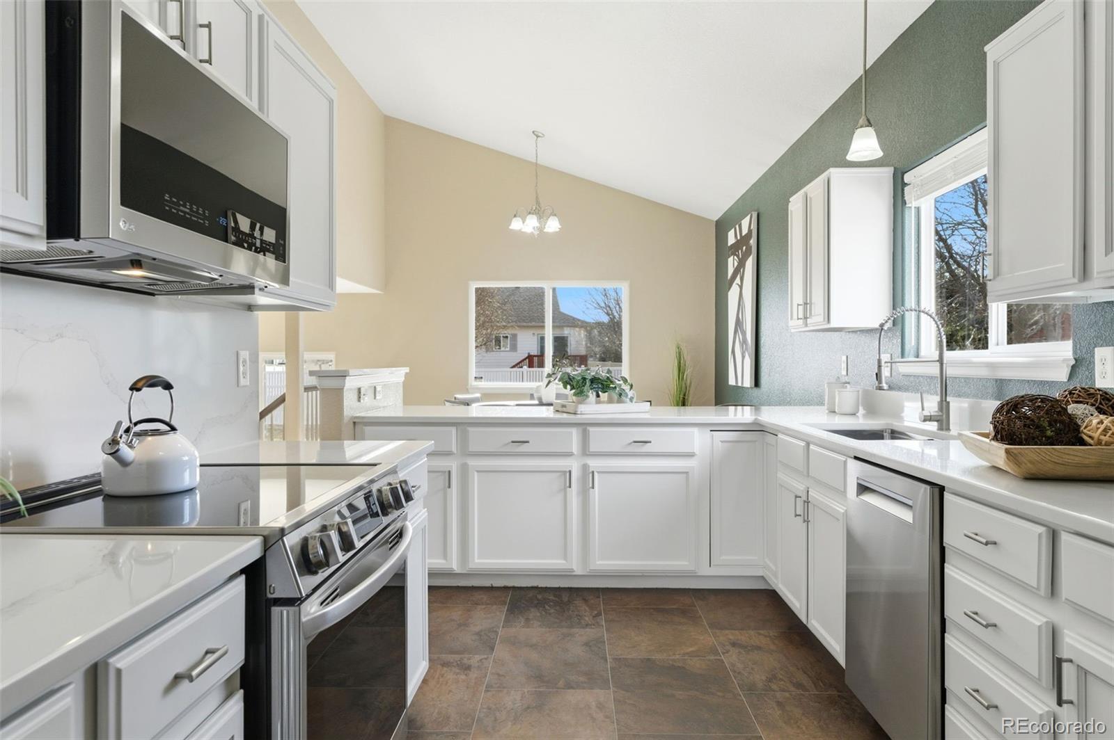 MLS Image #4 for 9865  buffalo street,firestone, Colorado
