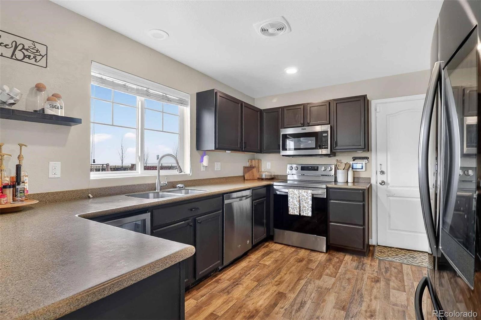 MLS Image #8 for 26010 e byers place,aurora, Colorado