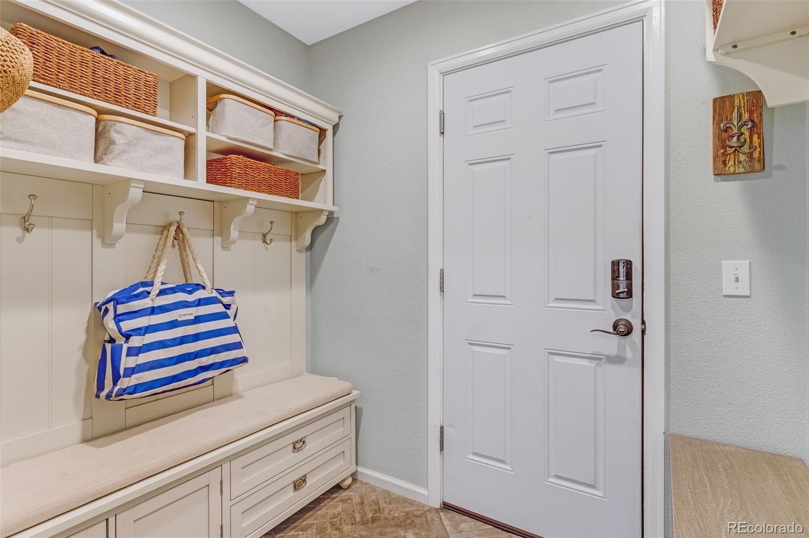MLS Image #11 for 935  meadow run,golden, Colorado