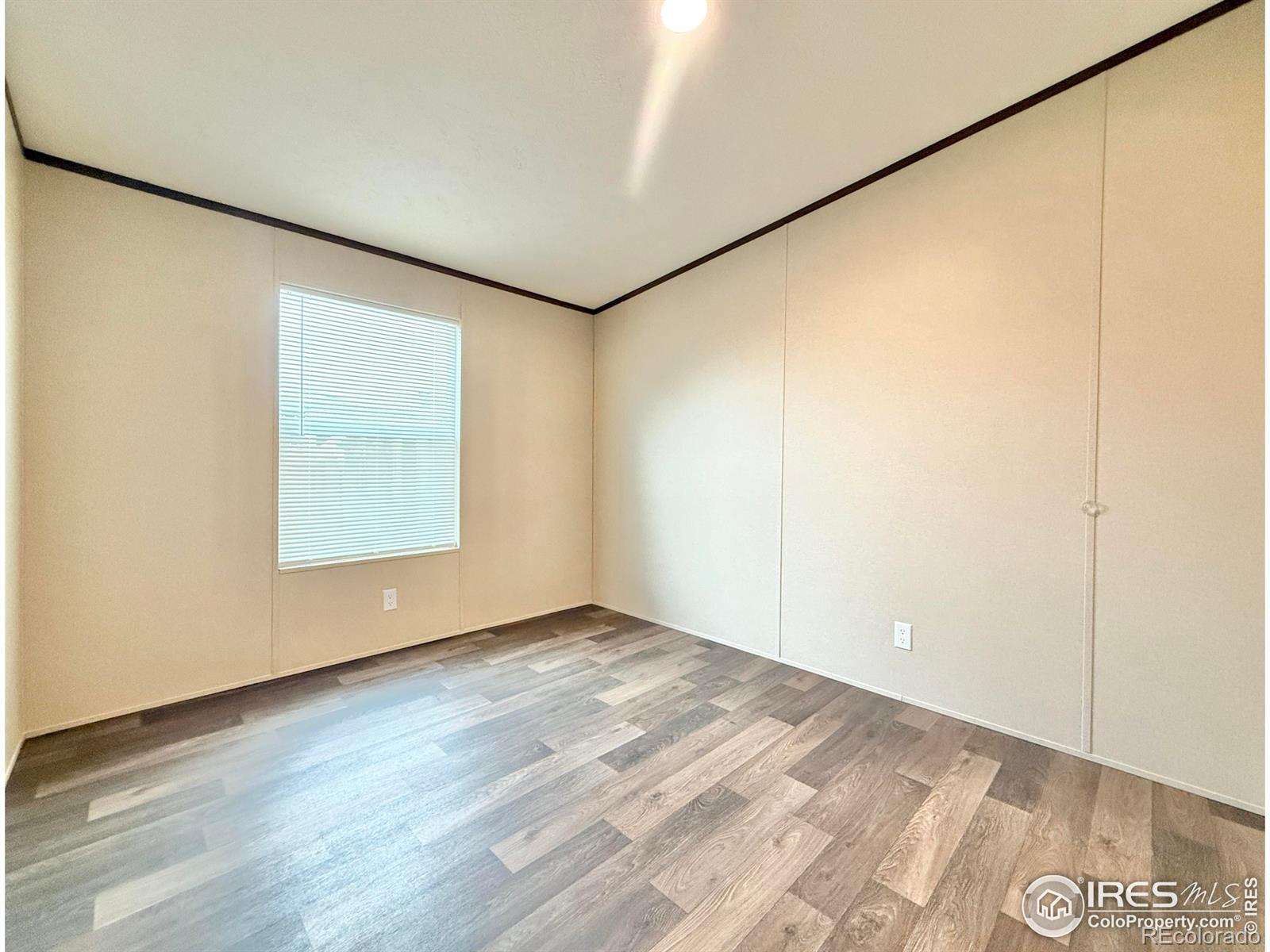 MLS Image #10 for 125  birch street,log lane village, Colorado