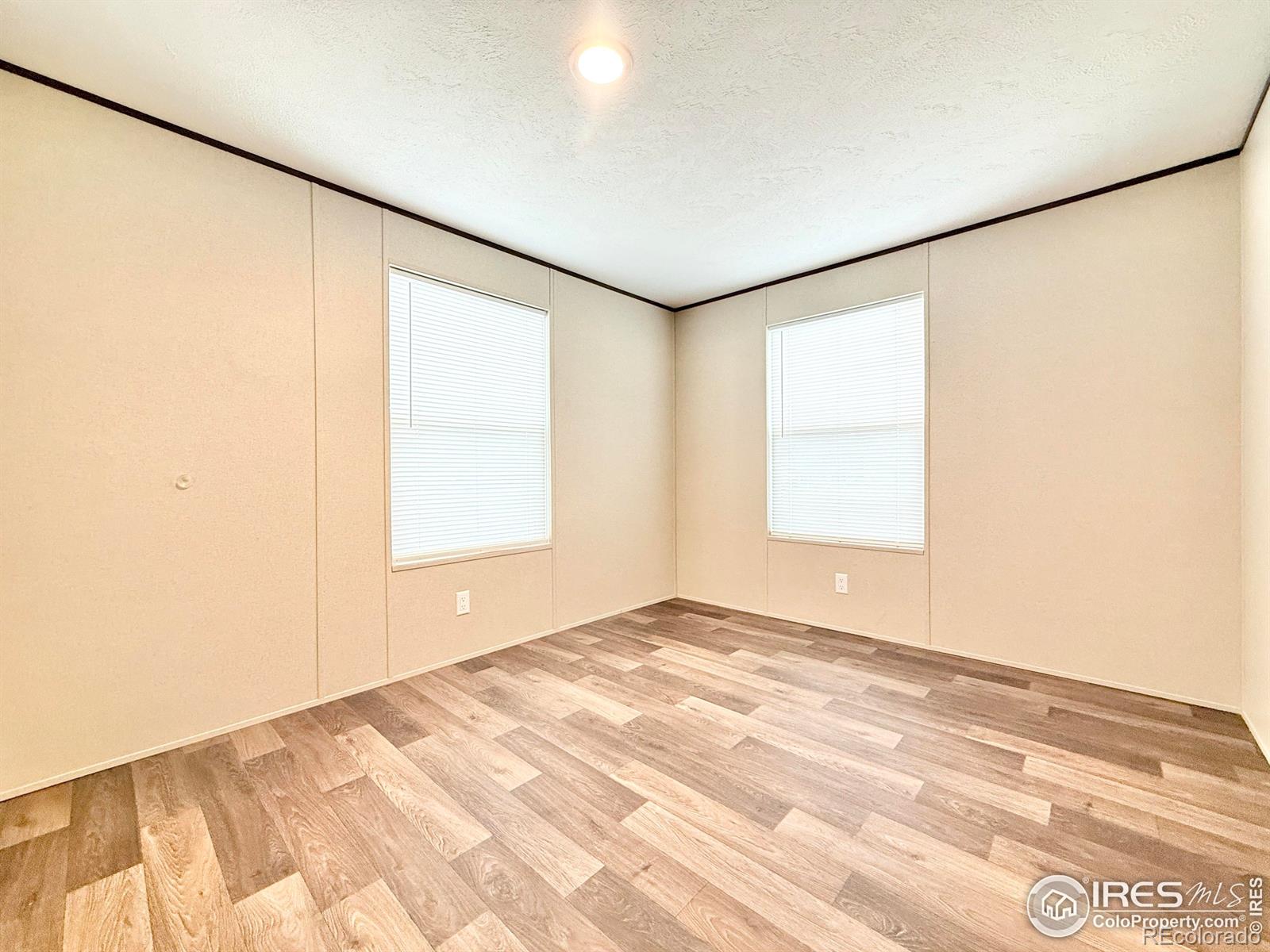MLS Image #12 for 125  birch street,log lane village, Colorado