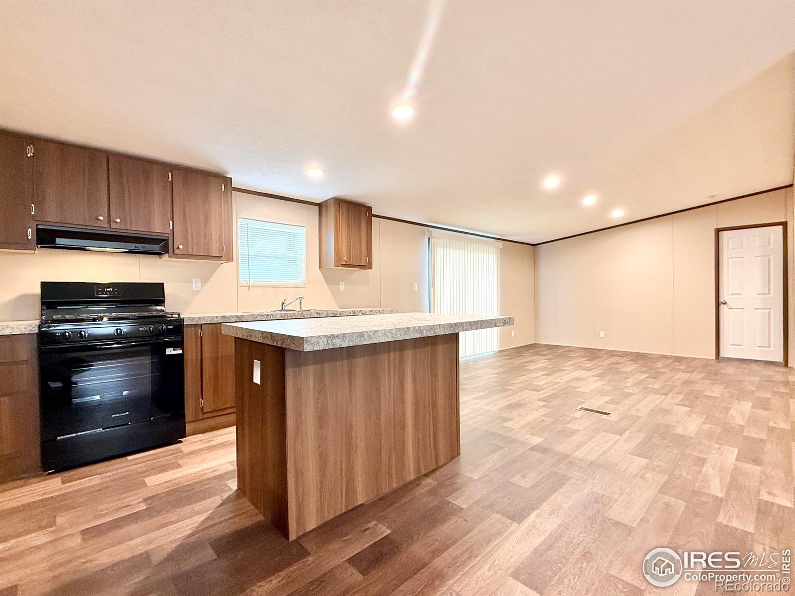 MLS Image #2 for 125  birch street,log lane village, Colorado