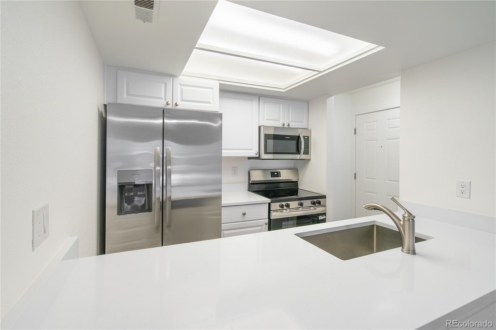 MLS Image #3 for 4283 s salida way 8,aurora, Colorado