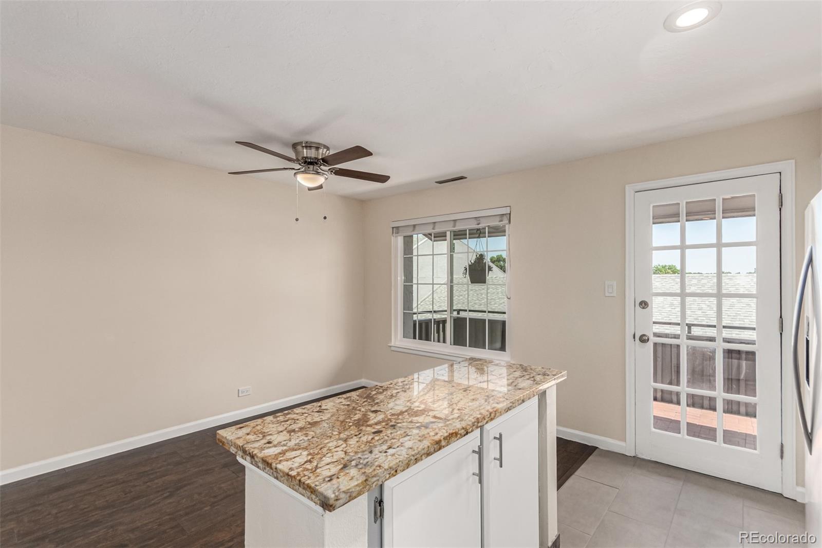 MLS Image #20 for 2301 e fremont avenue w08,centennial, Colorado