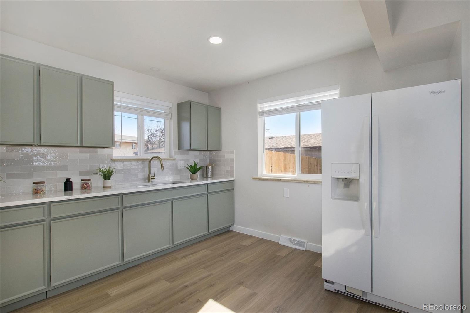 MLS Image #10 for 9100  camenisch way,denver, Colorado
