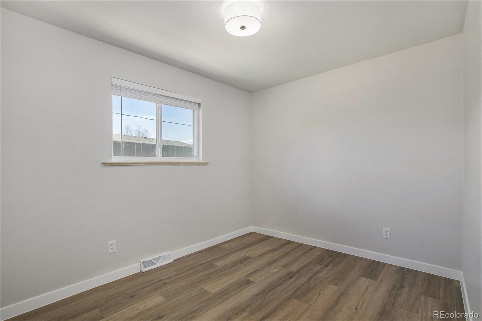 MLS Image #22 for 9100  camenisch way,denver, Colorado