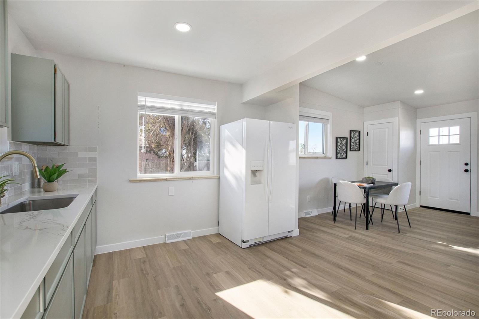 MLS Image #8 for 9100  camenisch way,denver, Colorado