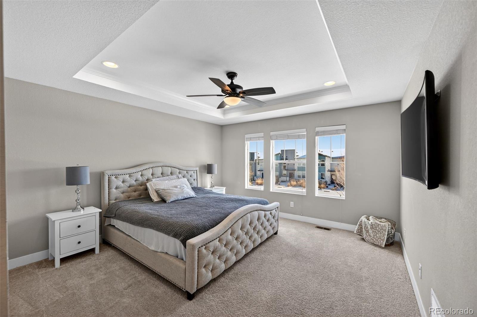 MLS Image #11 for 4785 n kittredge street,denver, Colorado