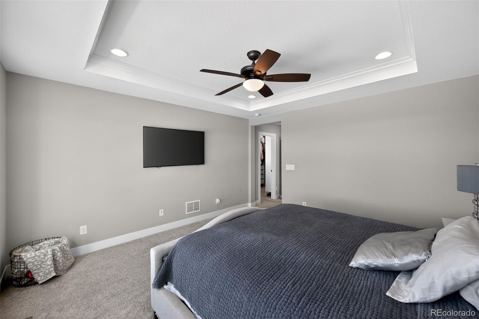 MLS Image #12 for 4785 n kittredge street,denver, Colorado