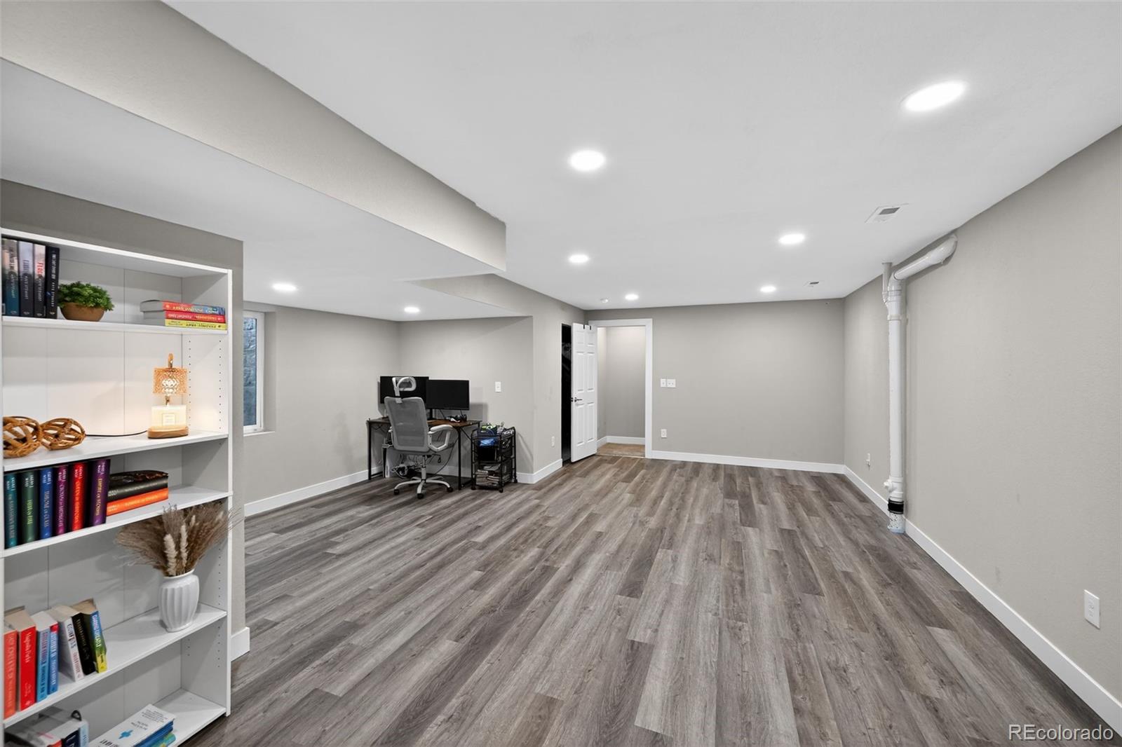MLS Image #24 for 4785 n kittredge street,denver, Colorado