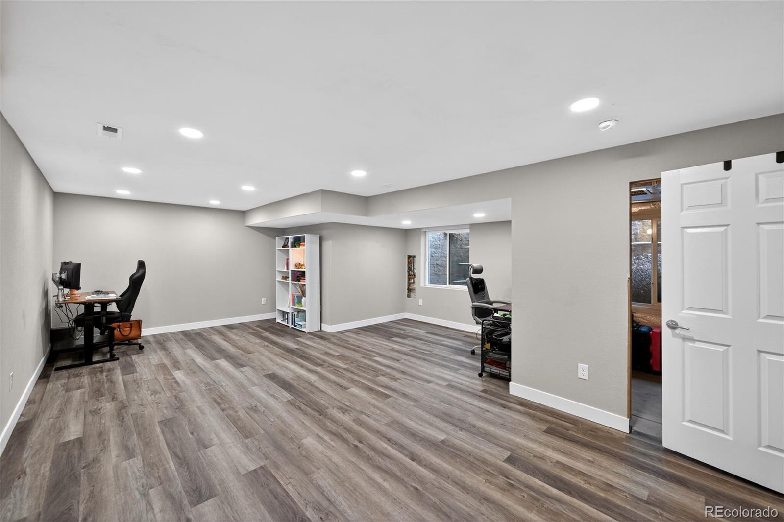 MLS Image #25 for 4785 n kittredge street,denver, Colorado