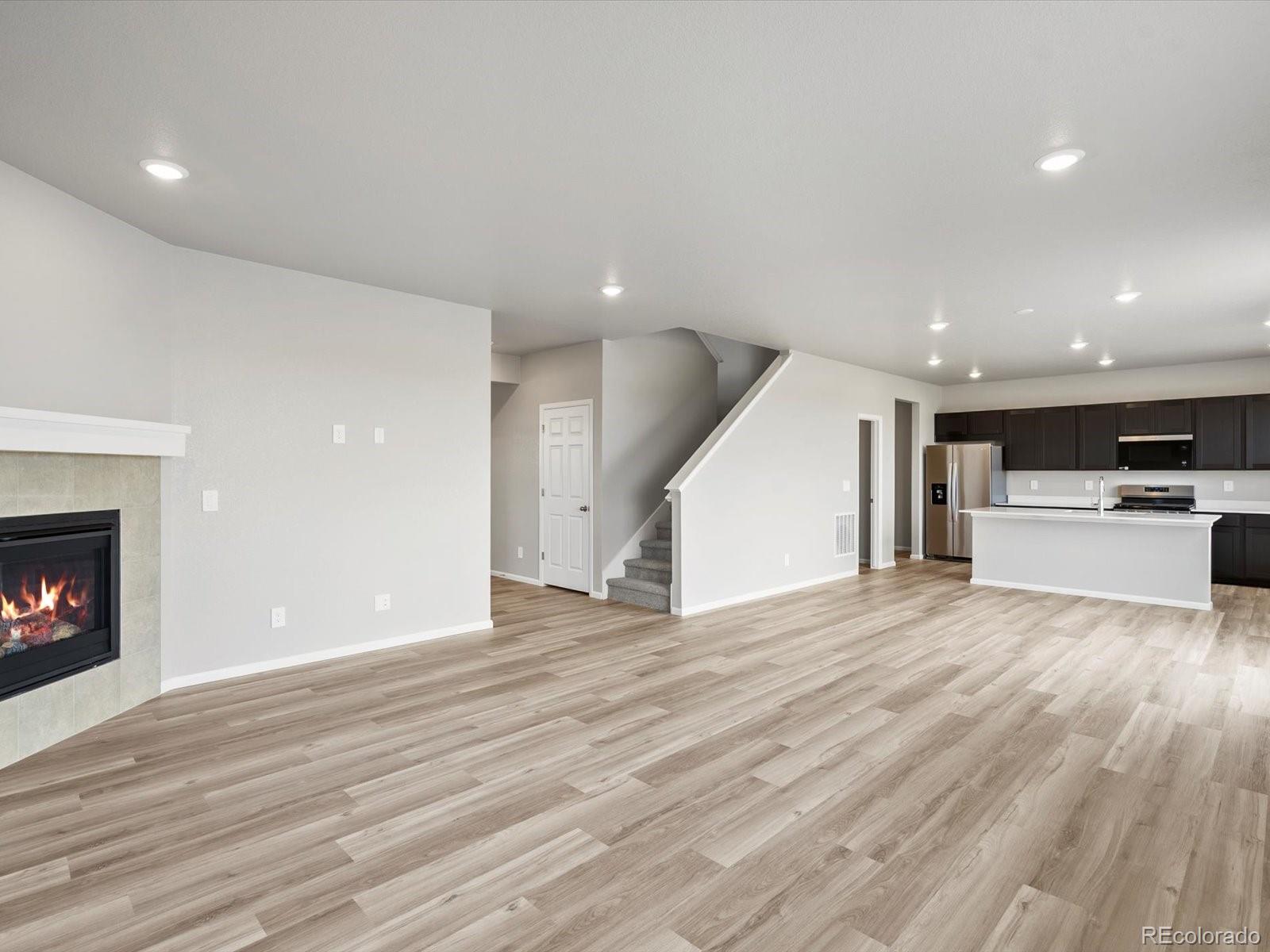 MLS Image #6 for 8829  sedalia street,commerce city, Colorado