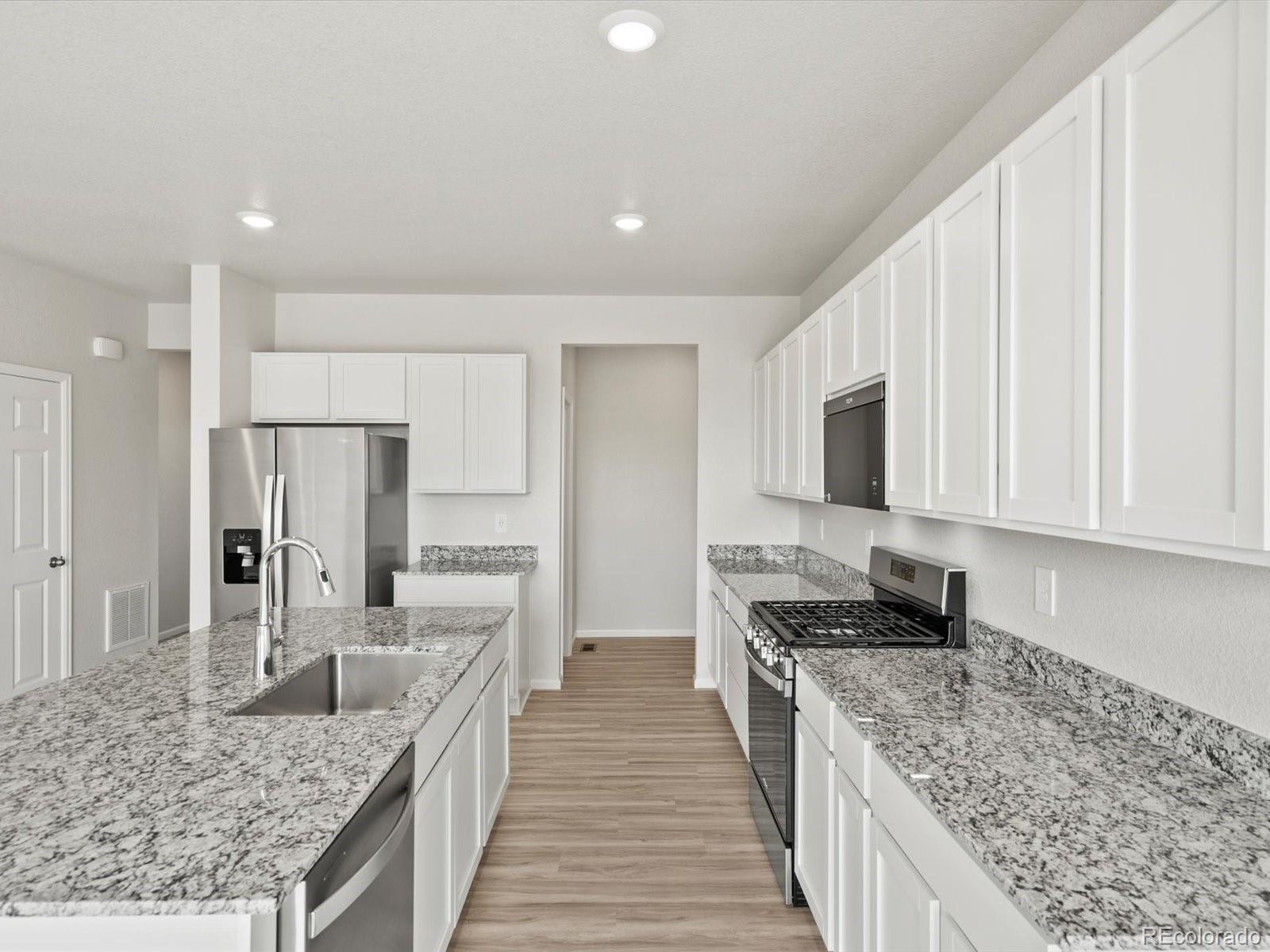 MLS Image #7 for 1593  colorado river drive,windsor, Colorado