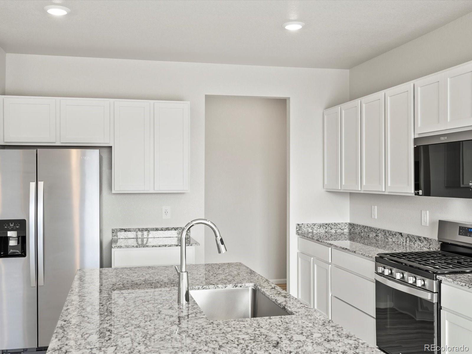 MLS Image #9 for 1593  colorado river drive,windsor, Colorado
