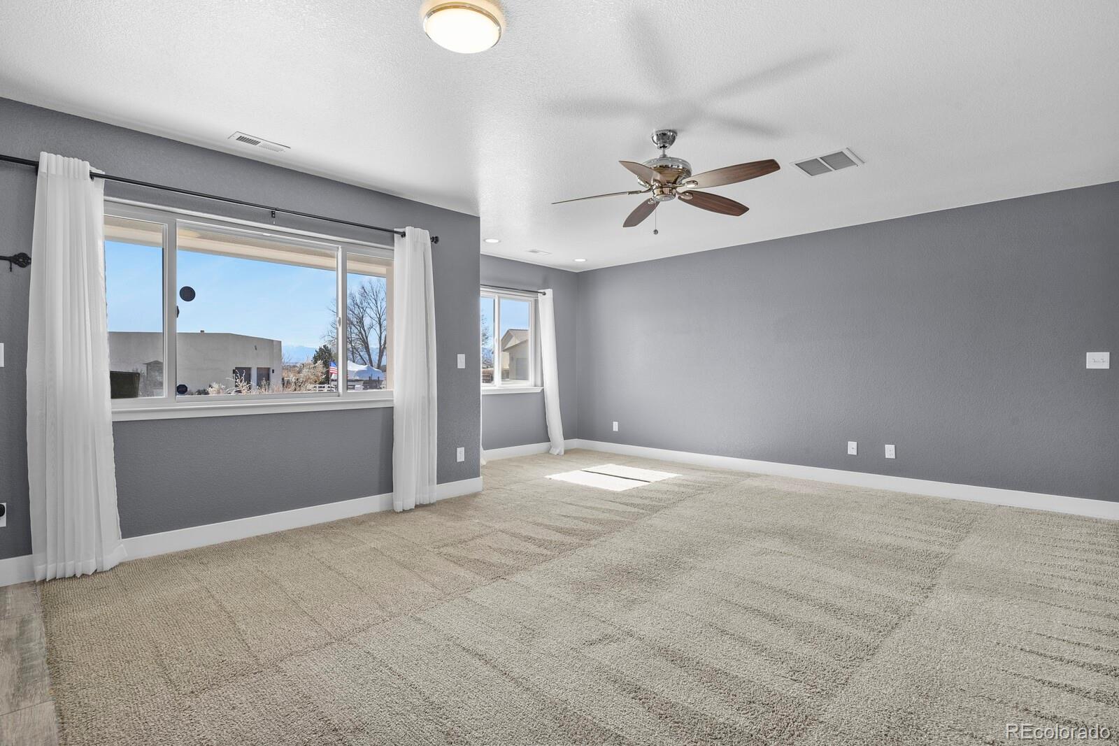 MLS Image #3 for 573 w archer plaza,pueblo, Colorado