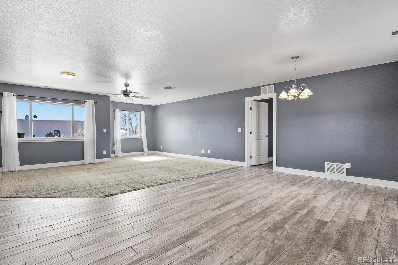 MLS Image #8 for 573 w archer plaza,pueblo, Colorado