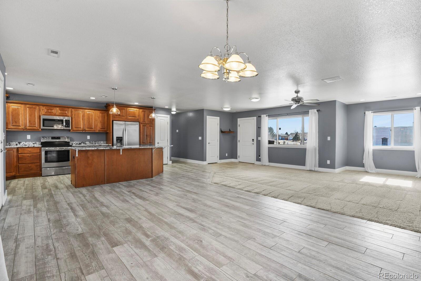 MLS Image #9 for 573 w archer plaza,pueblo, Colorado