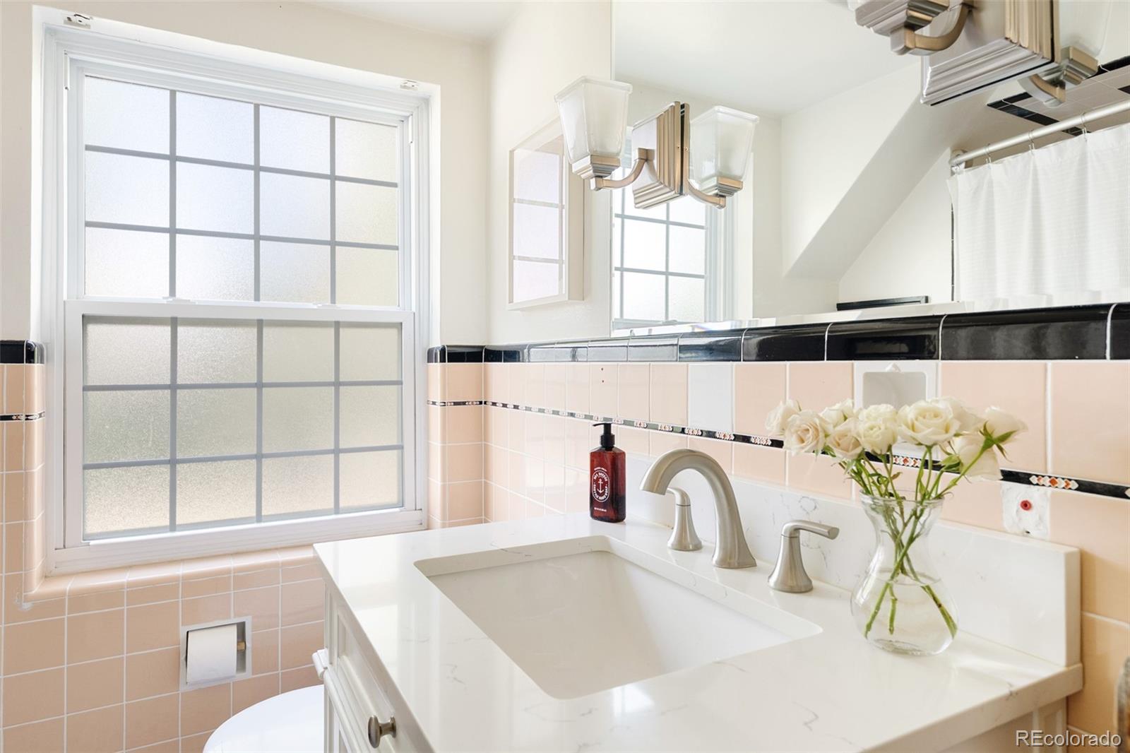 MLS Image #18 for 636  fairfax street,denver, Colorado