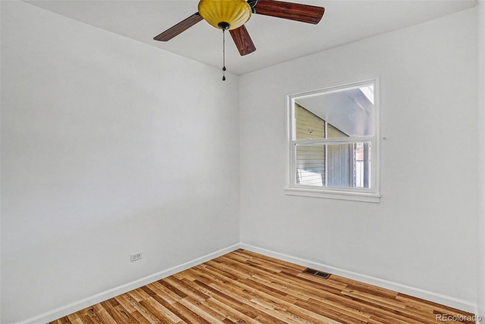 MLS Image #17 for 1320  willow street,denver, Colorado