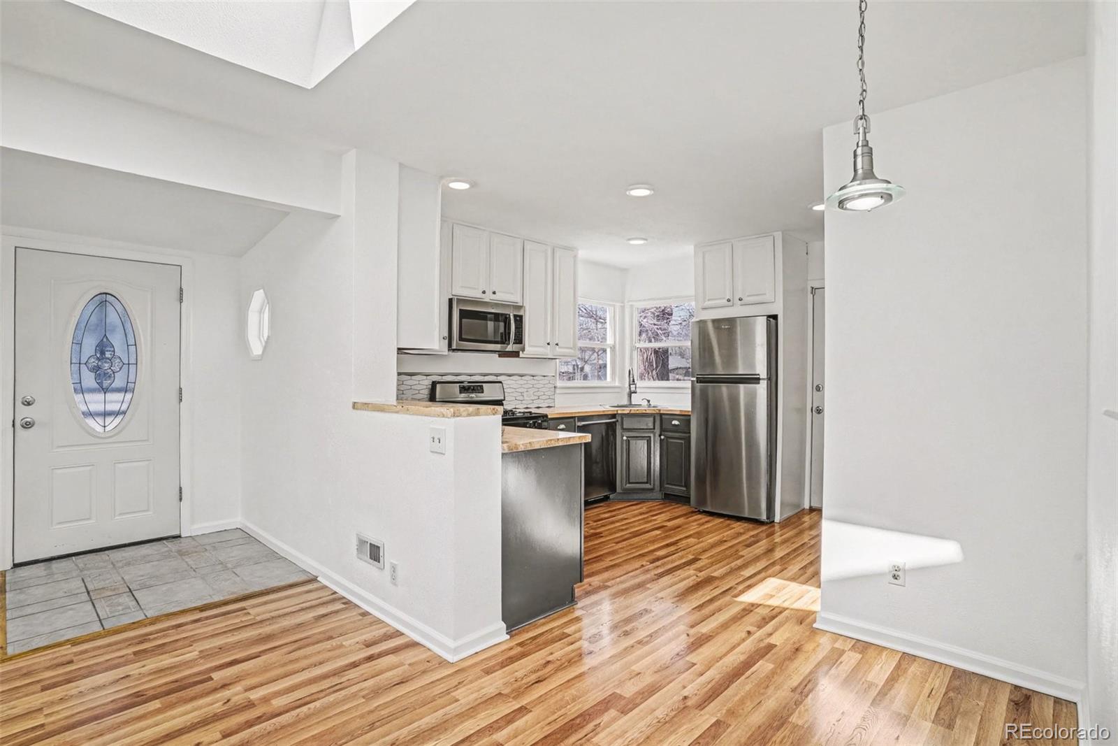 MLS Image #4 for 1320  willow street,denver, Colorado