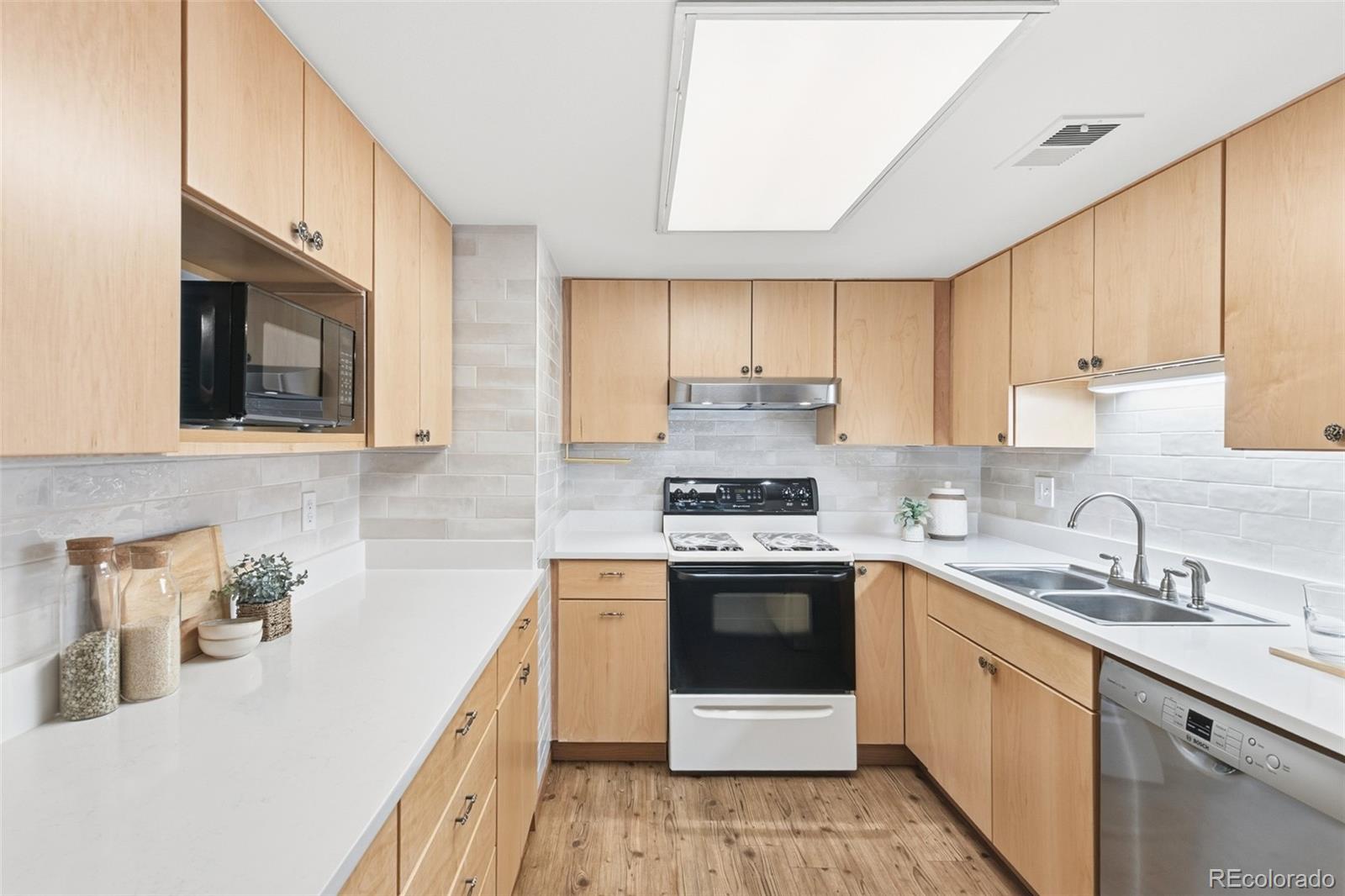 MLS Image #12 for 6745 e arizona avenue d,denver, Colorado