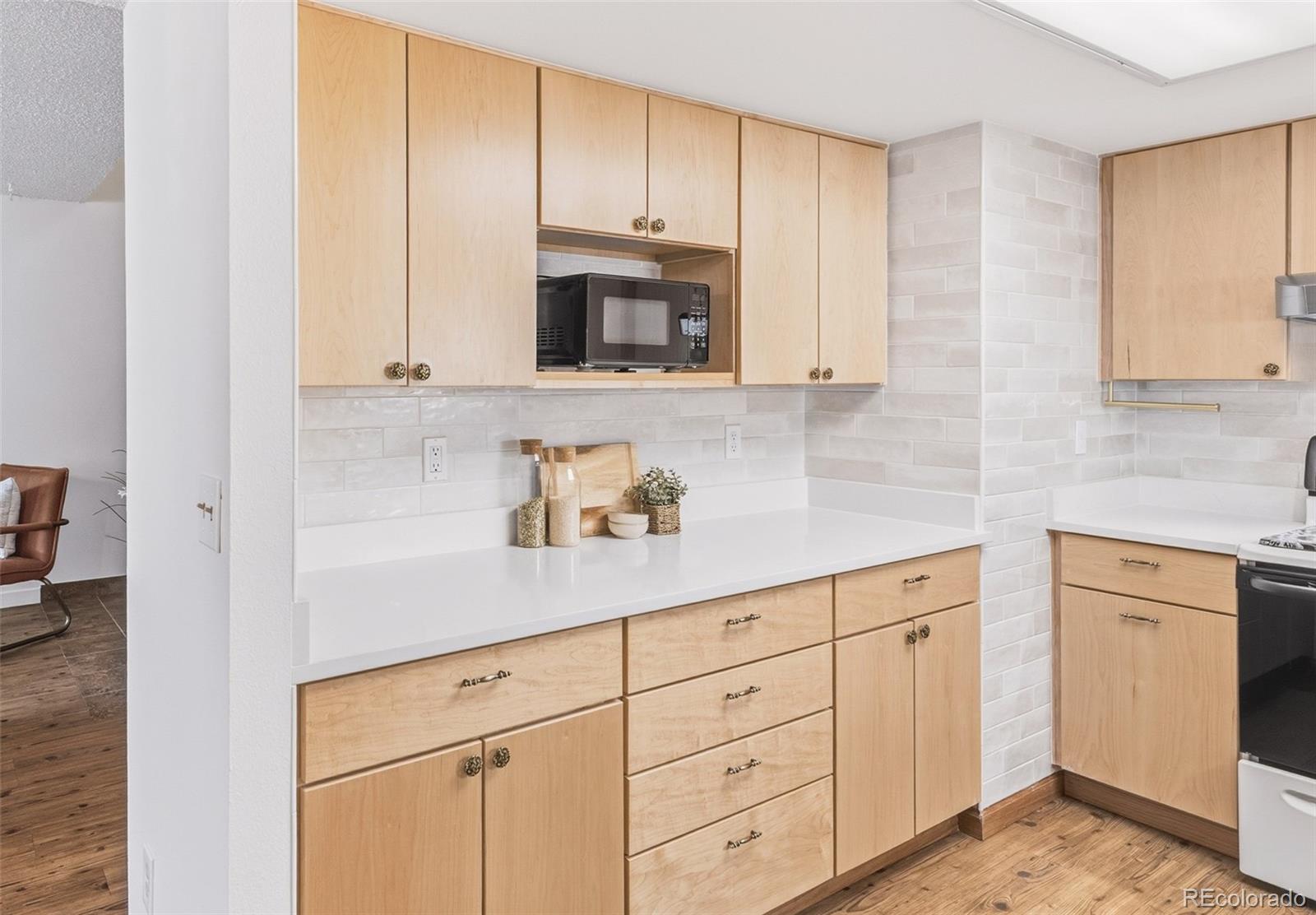 MLS Image #13 for 6745 e arizona avenue d,denver, Colorado