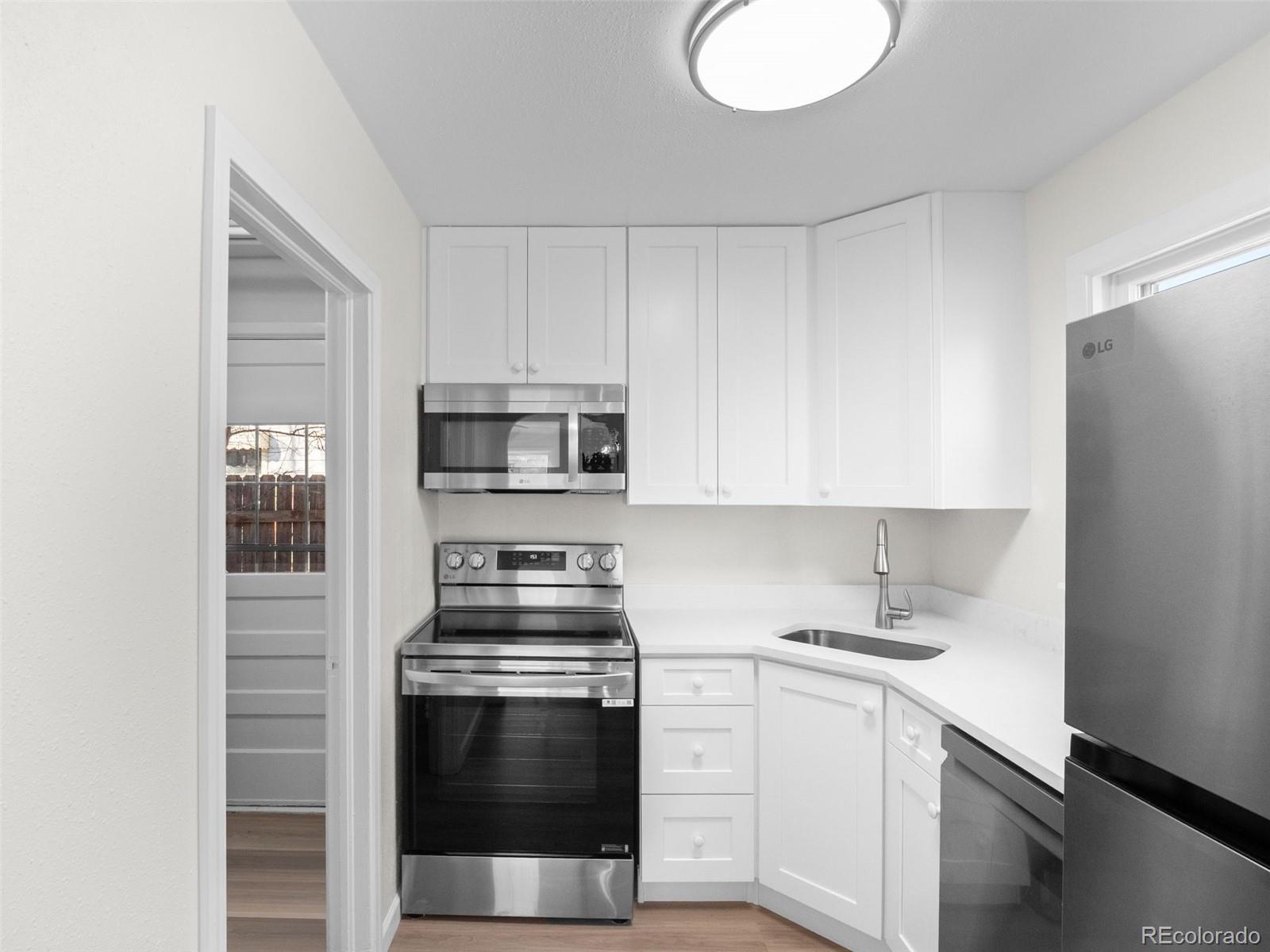MLS Image #10 for 4395 s pennsylvania street,englewood, Colorado