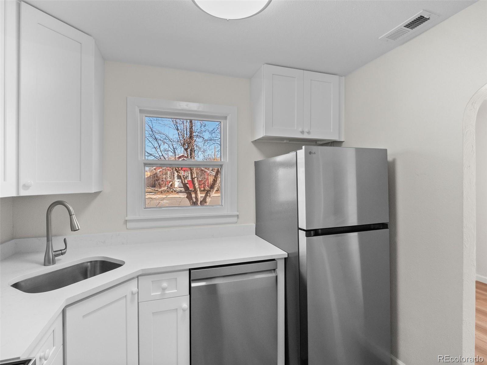 MLS Image #13 for 4395 s pennsylvania street,englewood, Colorado