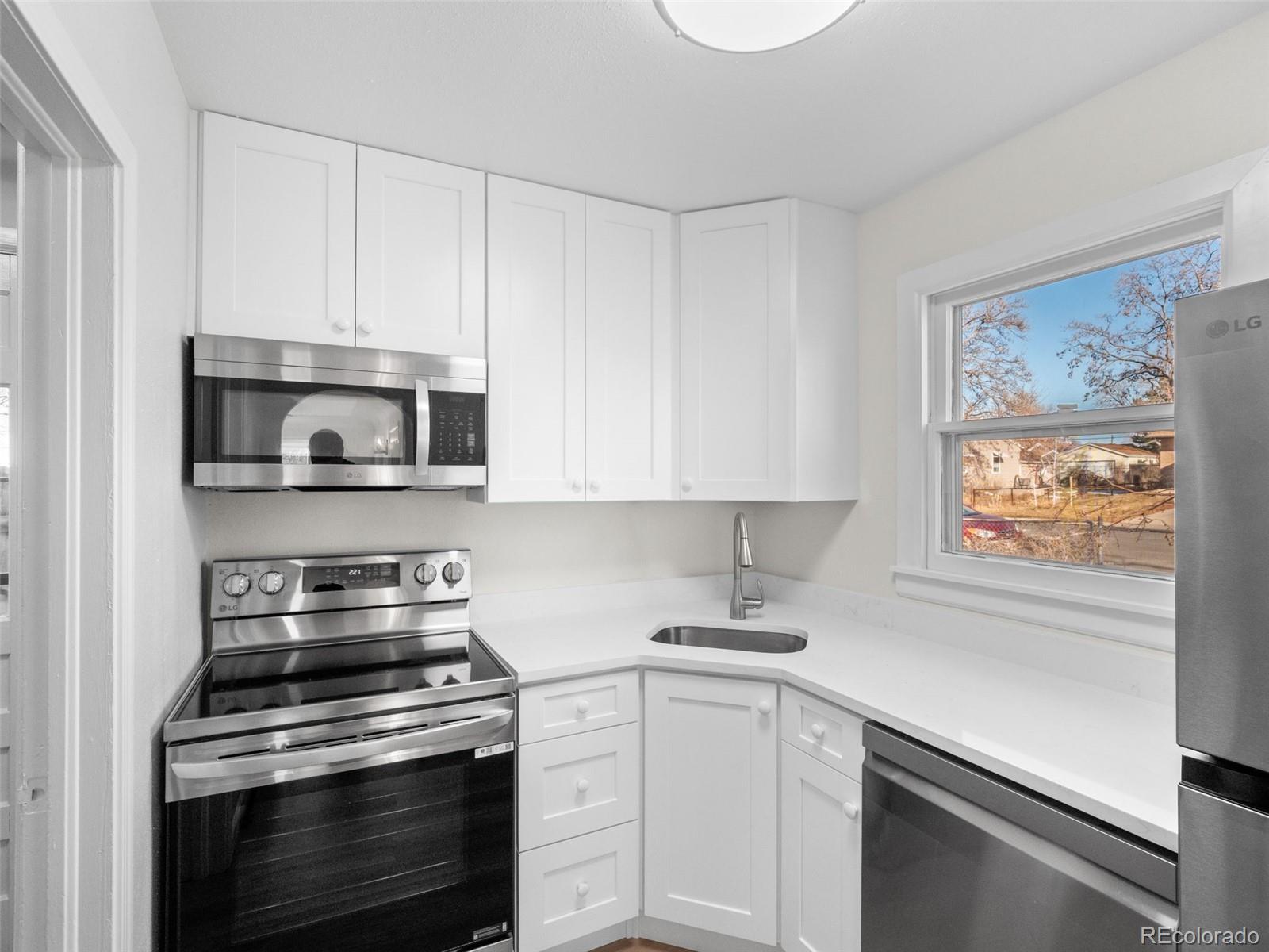 MLS Image #14 for 4395 s pennsylvania street,englewood, Colorado
