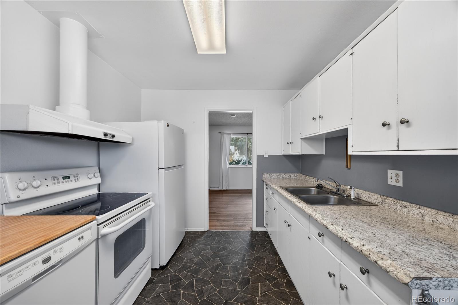 MLS Image #3 for 466 s routt way,lakewood, Colorado
