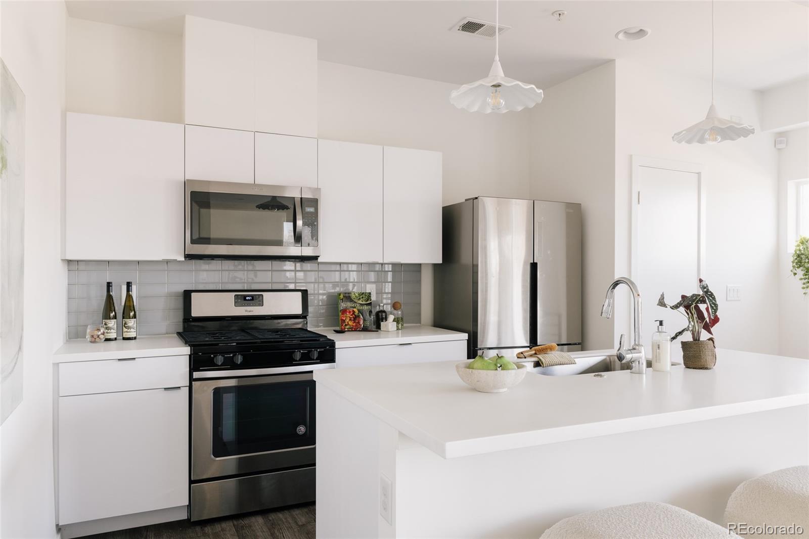 MLS Image #33 for 1711  hooker street 1,denver, Colorado