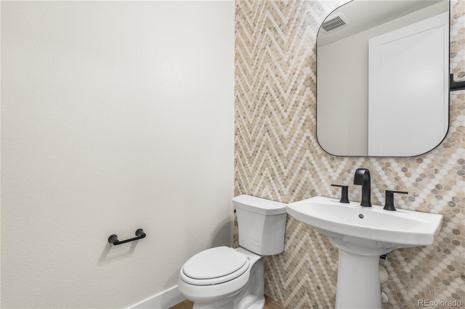 MLS Image #39 for 6448  still pine circle,castle pines, Colorado