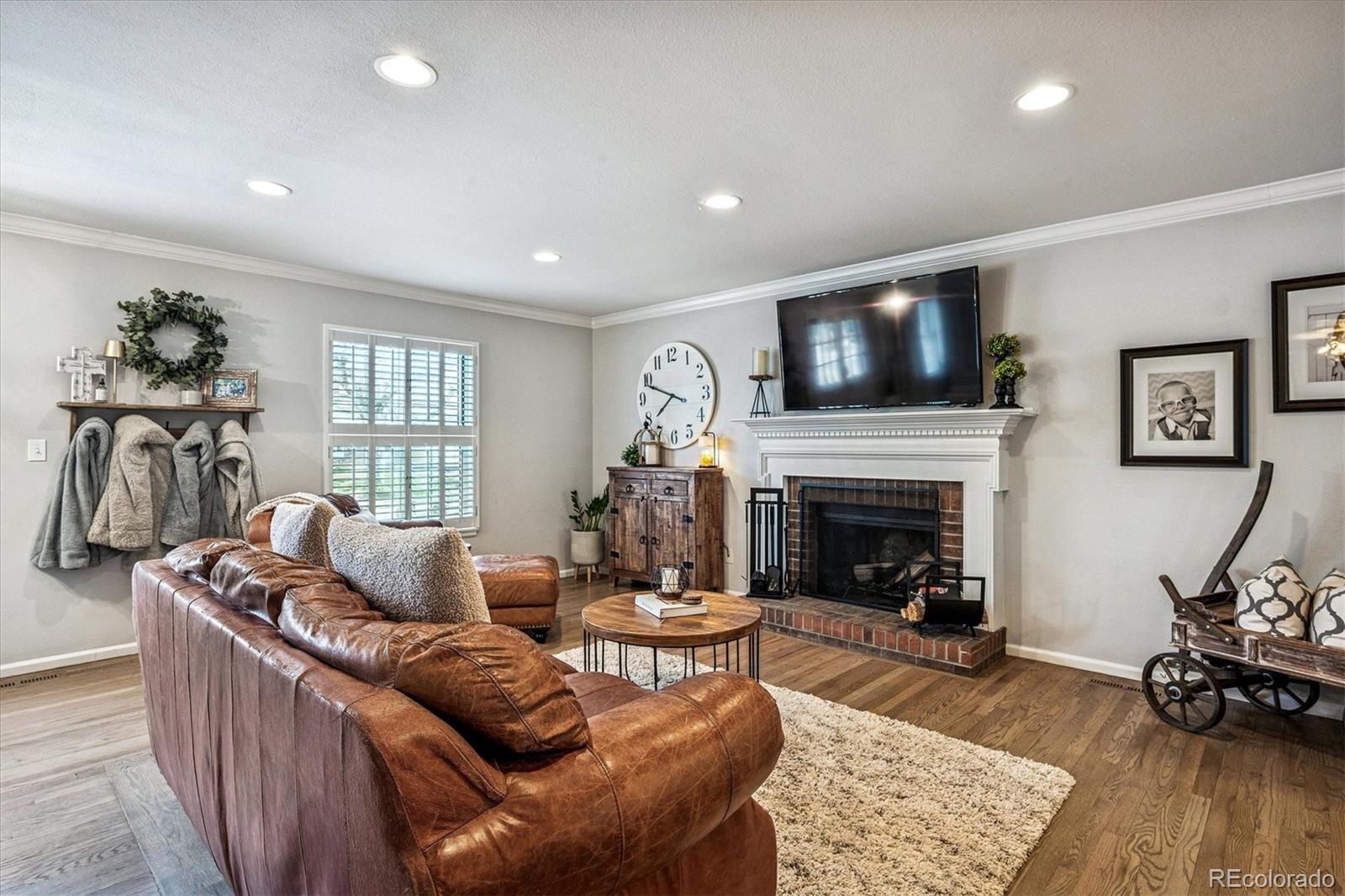 MLS Image #5 for 6809 s niagara court,centennial, Colorado