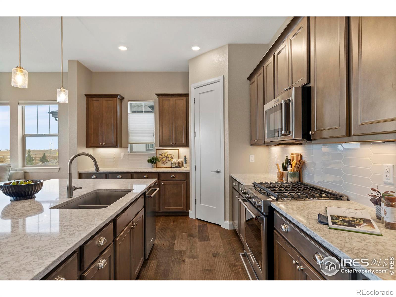 MLS Image #12 for 965  quarry circle,erie, Colorado