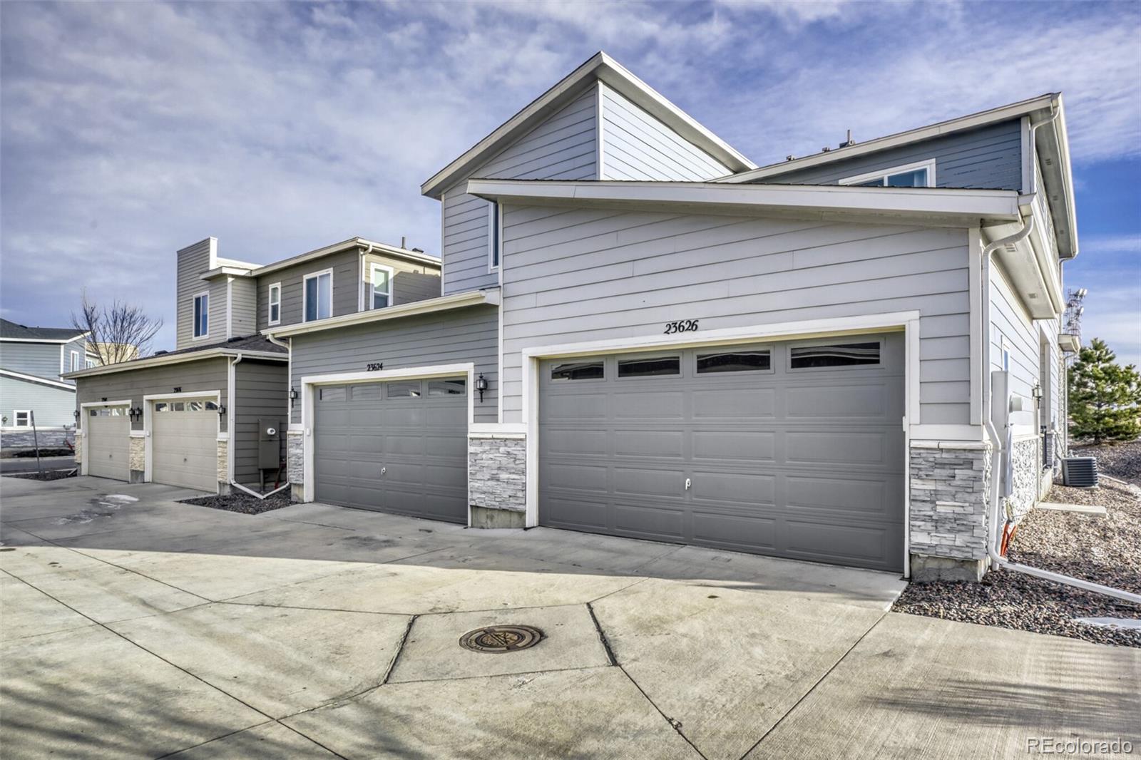 MLS Image #27 for 23626 e 5th place ,aurora, Colorado