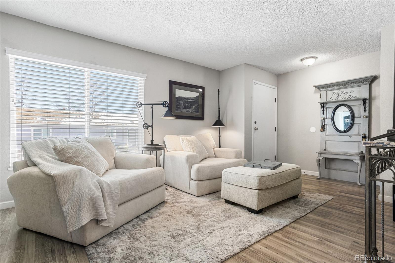 MLS Image #2 for 16066 e ithaca place b,aurora, Colorado
