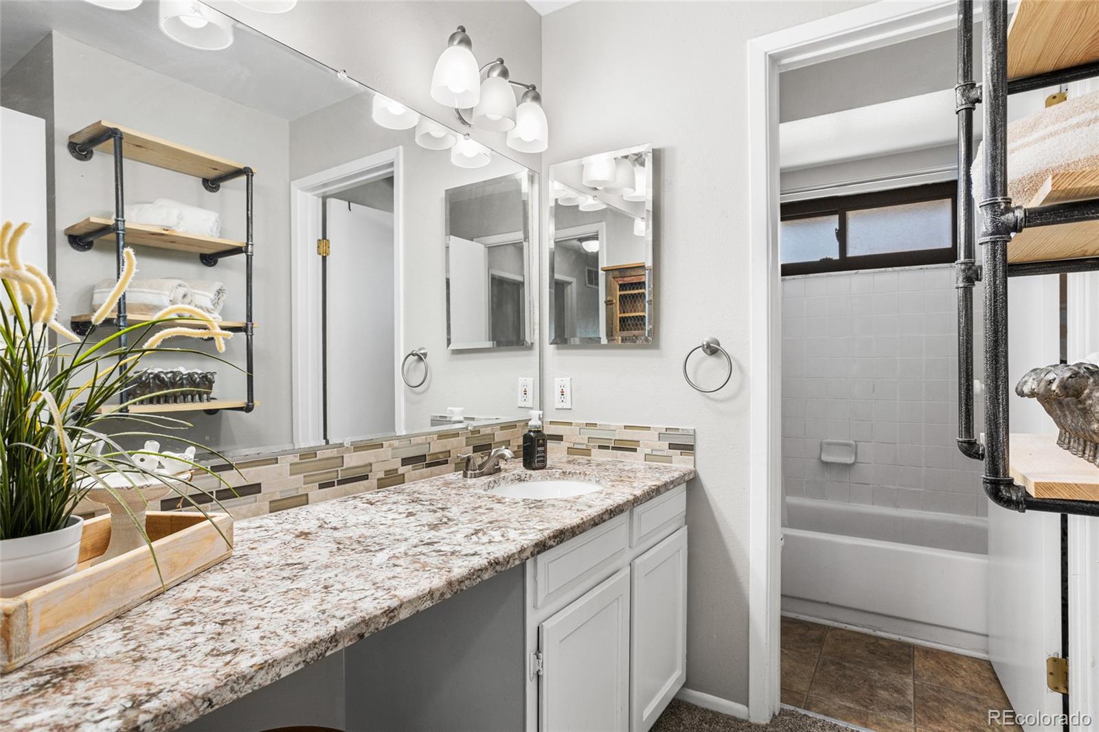 MLS Image #24 for 16066 e ithaca place b,aurora, Colorado