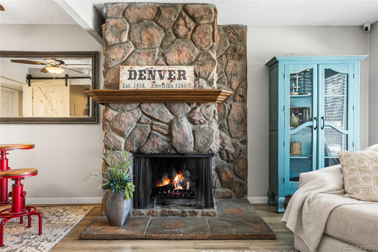 MLS Image #3 for 16066 e ithaca place b,aurora, Colorado