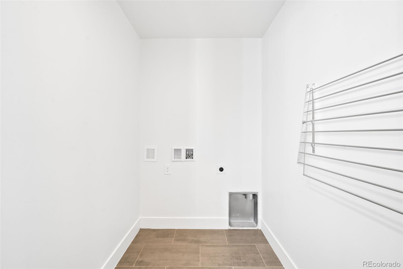 MLS Image #27 for 3307 w 33rd avenue,denver, Colorado